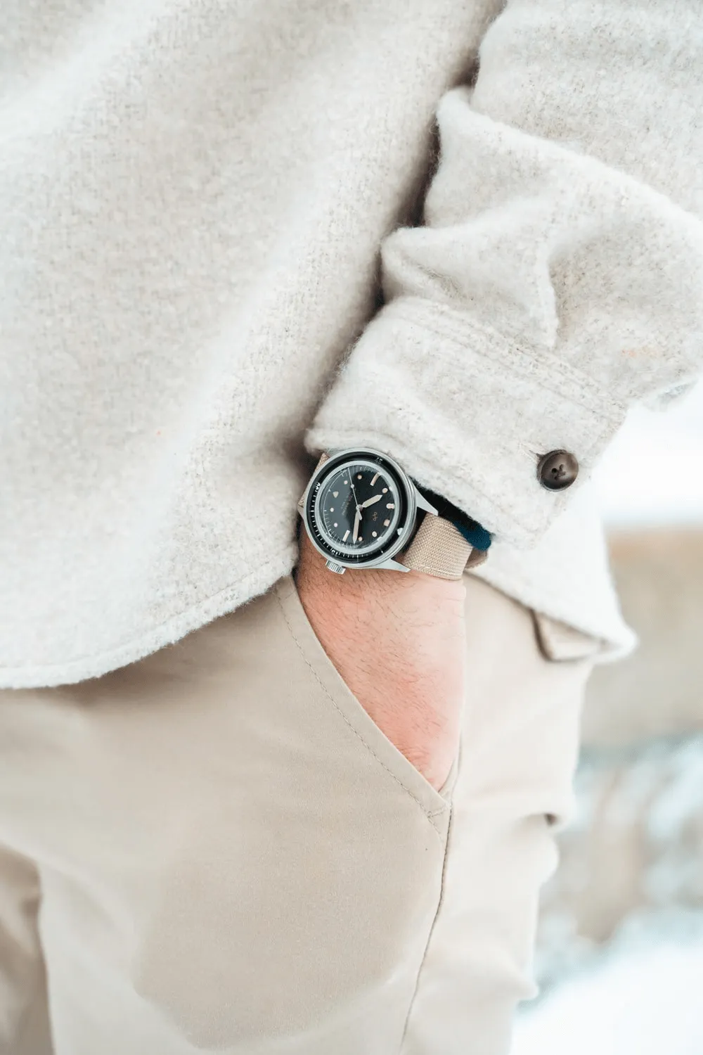 1956 Marine, Steel / Black