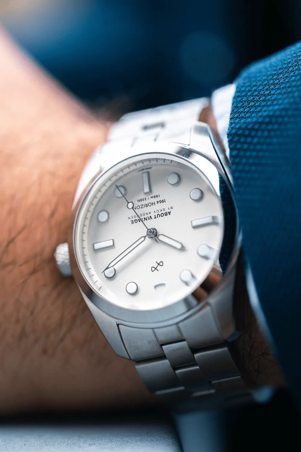 1964 Horizon. Steel / White